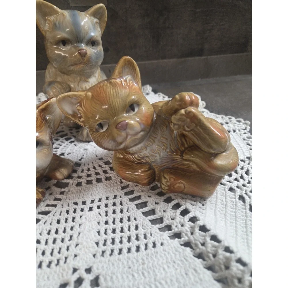 Vintage Cat Figurines Striped Great Faces Ceramic Tabbies Set of 3
